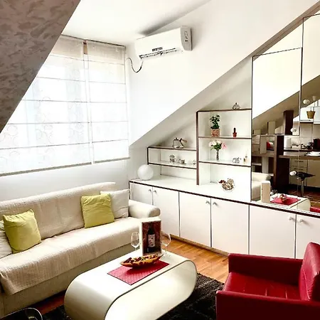 Triangle 1 Apartment Belgrade
