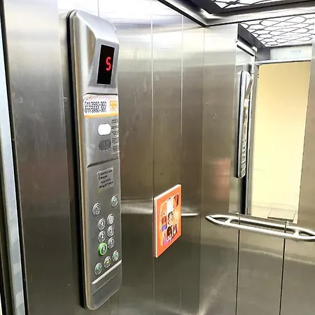 Triangle 1 아파트 *